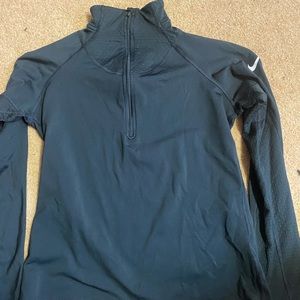 Nike thermo fit 1/2 zip up, black